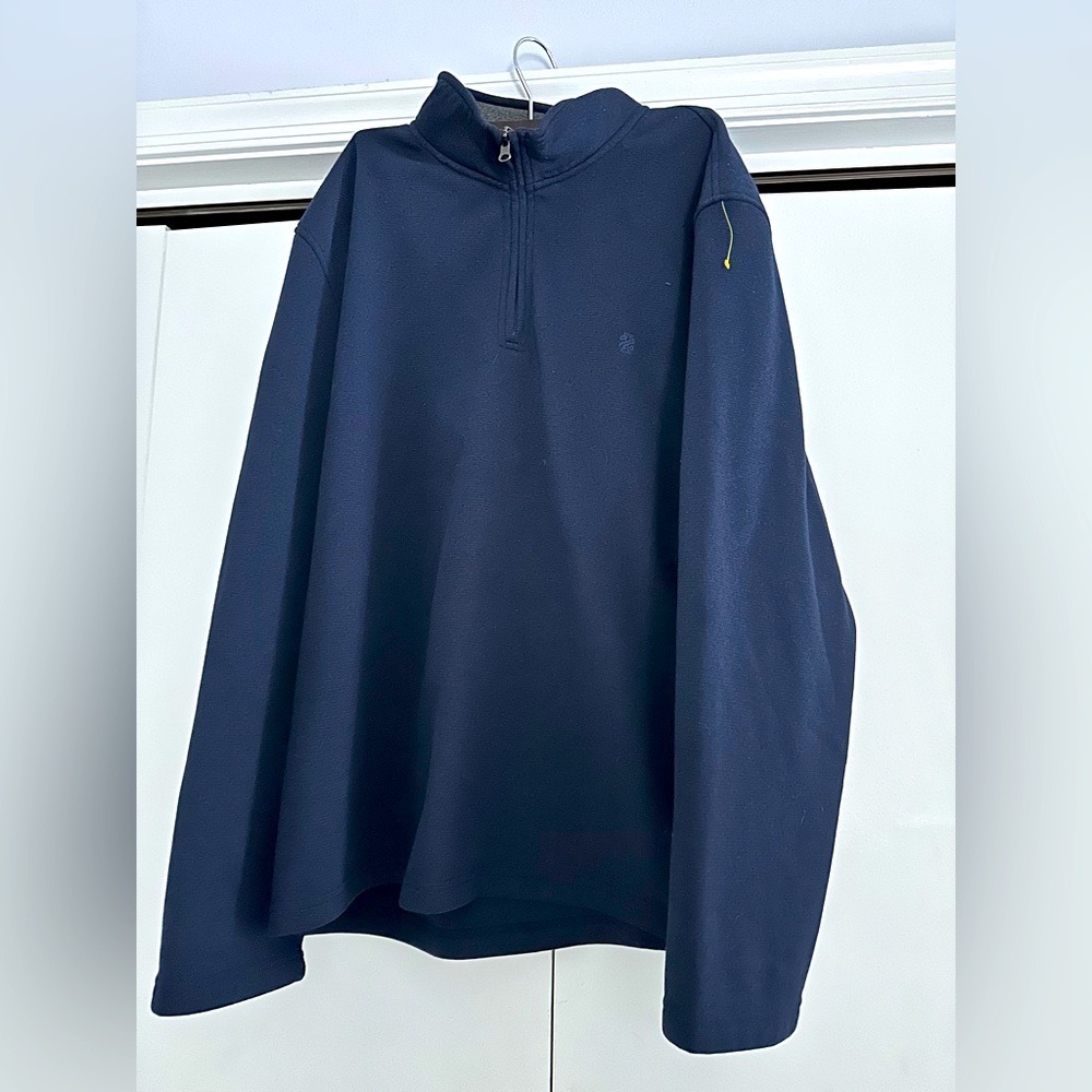 Men’s XXL Izod Navy 1/4 zip fleece tag still on
